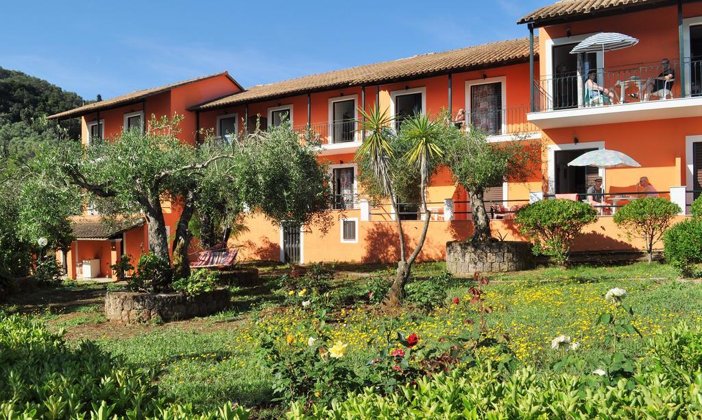 Sofia Apartments Μπούκαρι Εξωτερικό φωτογραφία