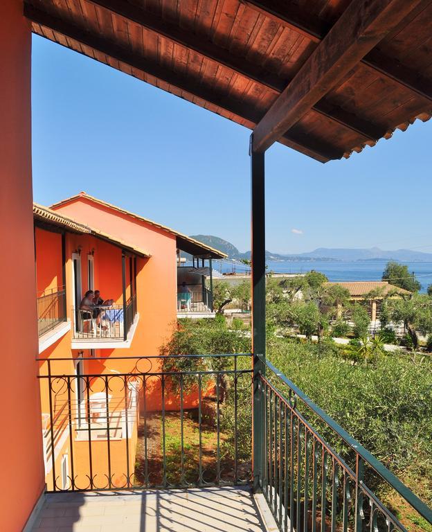 Sofia Apartments Μπούκαρι Εξωτερικό φωτογραφία